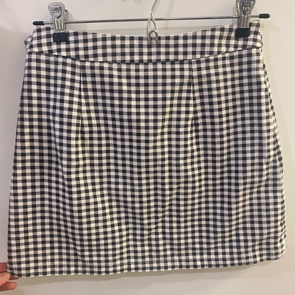 Checkered Wrap Mini Skirt - Picture 3 of 4
